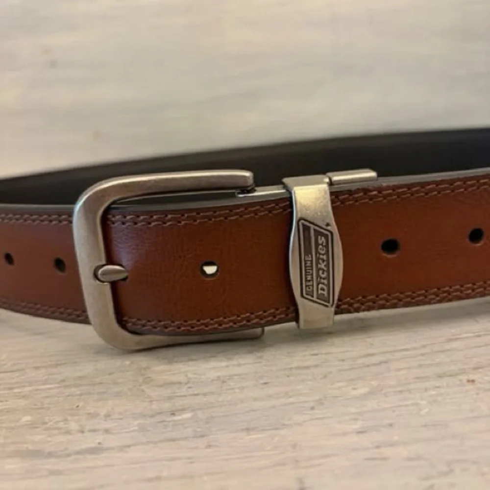 Dickies Reversible Black Brown Genuine Leather‎ Belt Like New